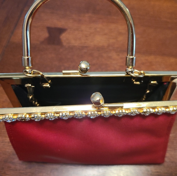 Red Clutch Purse - Picture 6 of 9